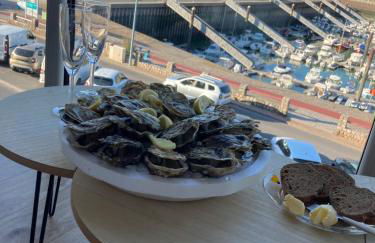 Charmant Studio avec vue sur le port et falaises - Foto 18