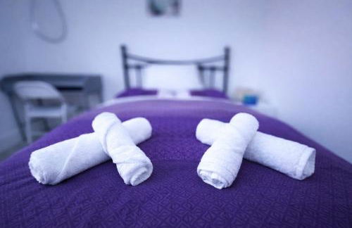 Spacious Modern 5 bedroom home near Heathrow Windsor - Foto 16