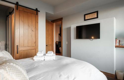 Deer Crest 10507 - Ski In Ski Out Luxury SmartHome with Spa Amenities & Views - Photo 29