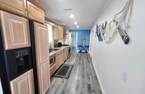 Lower Chelsea Lookout- On Water by Beach & Boards! - Foto 36