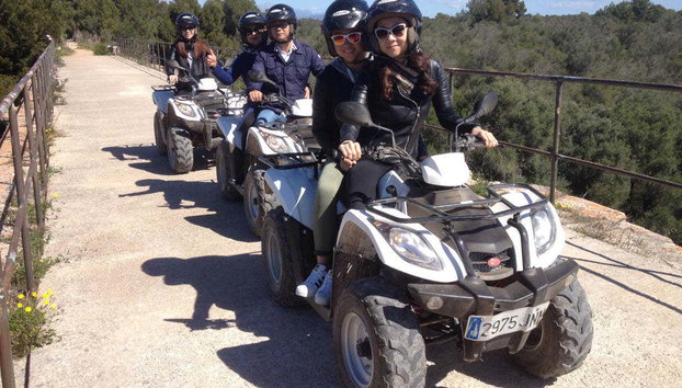 Tour en quad por Mallorca + Snorkel en Palma - Foto 5, Pilotando los quads por el interior de Mallorca