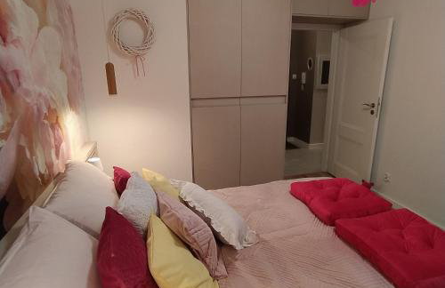 Apartamenty Centrum Warszawska 66 niebieski i różowy - Photo 29