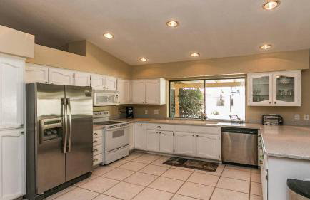 North Phoenix 6 Bedroom With Guest House & Pool! - Foto 19