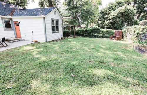 Elmwood Park Retreat Renovated 3 Bed 2 Bath DT - Foto 26