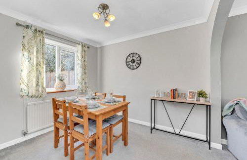 Cosy Family House in Diss with Parking - Foto 9