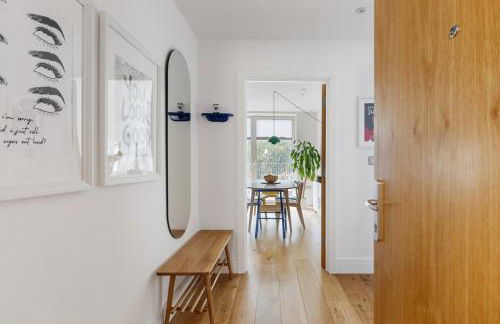 Luxury Apartment - 5 Mins to Canary Wharf & Excel - Foto 2