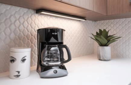 Luxe 4bdr w/ Balcony & Parking, 10 Mins to Broadway 9th Avenue by Avantstay - Foto 98