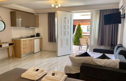 THOMAS STUDIOS & APARTMENTS PARALIA - Foto 6