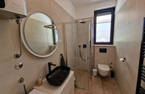 Luxury Modern apt w Garden, 3 min Walk to Beach - Foto 48