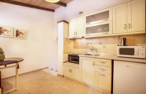 Villa Varvara Kerasia with private pool by DadoVillas - Foto 35