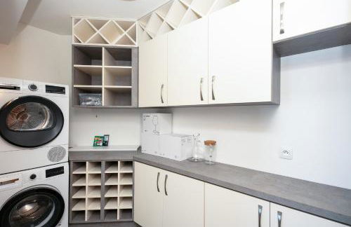 Appart de standing au centre-ville avec Vue Mer Terrasse et Garage - Foto 10