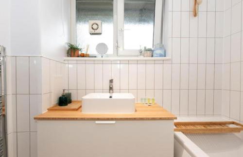 Stylish 2-Bed Flat in Woolwich, Central London - Foto 28