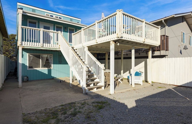 Steps to Beach w/ Patio+deck Foosball Happy Bottom Beach House by Avantstay - Foto 103