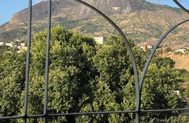 Flat com ar, varanda e linda vista para o Ibituruna - Pico do Ibituruna - 201 - Foto 16