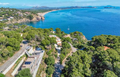 Lujo contemporaneo con vista al mar cerca Sa Riera - Foto 6