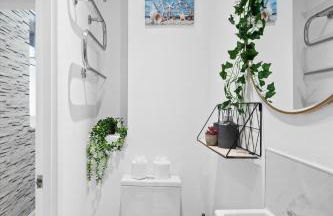 Stylish 1-Bedroom Apartment near Beach - Brighton - Foto 19