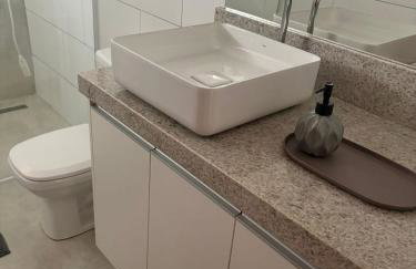 Estadia Charmosa no Coração da Cidade - Foto 6