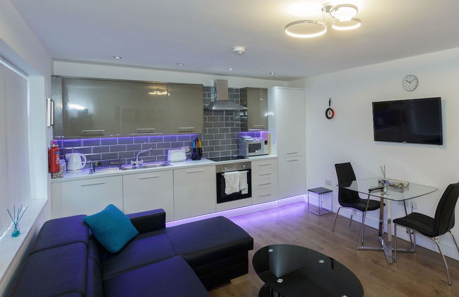 Live in Leeds Greenhill Bungalows - Photo 64