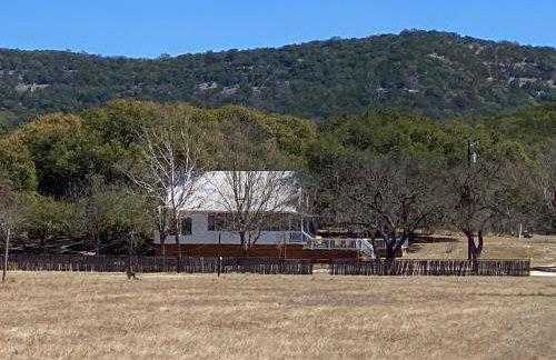 Away at the River - Foto 10