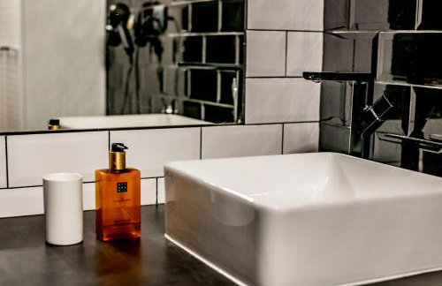 L'Industriel - Proche Hôpital - Parking - Balcon - Foto 26