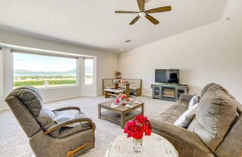 Steps to Clear Lake Hot Tub Haven in NorCal! - Foto 3