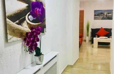 Boutique Apartment by the Sea - Photo 14