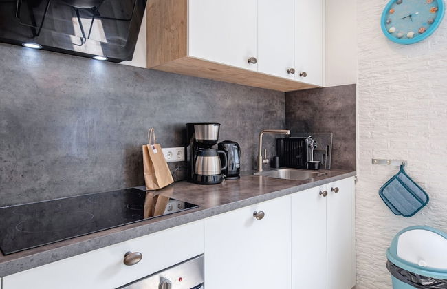 Cozy Holiday Home in Den Burg With hot tub - Foto 10