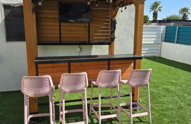 The Pink Paloma - A Barbie Inspired Villa in Palm Springs - Photo 2