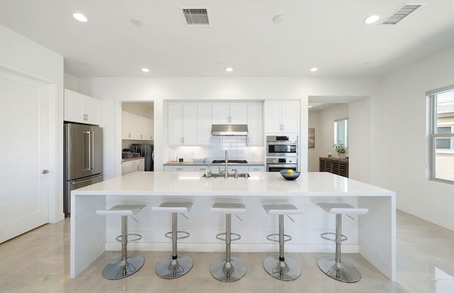 A Luxurious Oasis Experience in Desert Palm - Foto 23