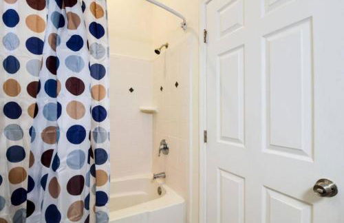 Downstairs 2BD, Downtown Savannah - Foto 10