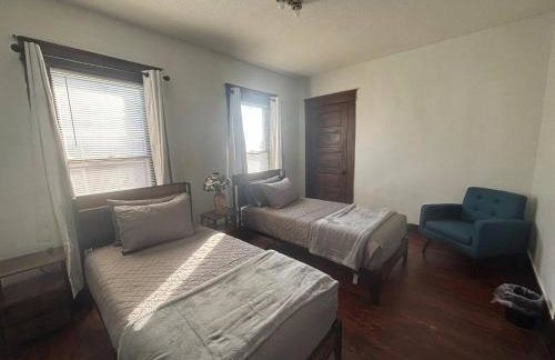 3BR suite w/ office close ISU - Foto 8