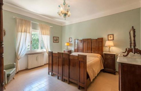 Gorgeous Home In Ponzano Di Fermo - Foto 4