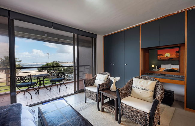 Beach2Anchor - Photo 2