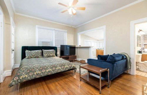 Historic Avenues Loft-Walk Downtown-40 mins to Ski - Foto 1