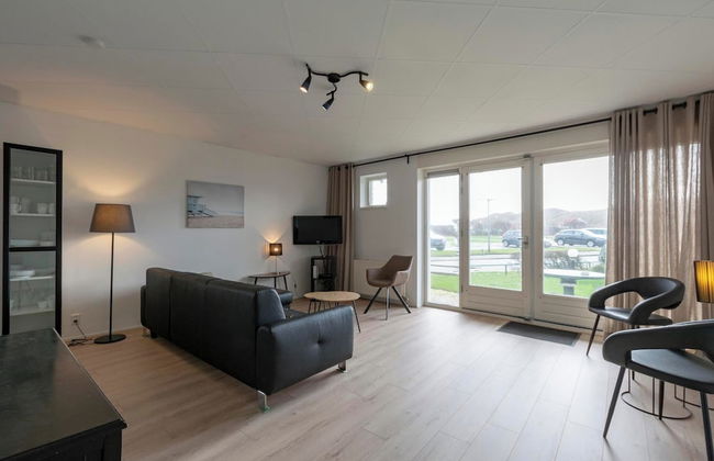 Beachside Escape w/ Terrace - Foto 10