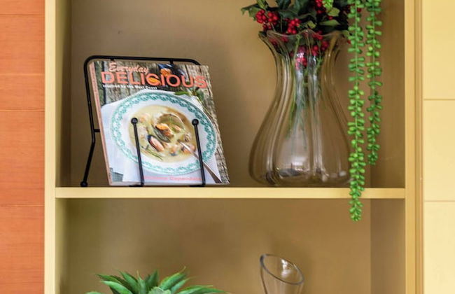 Serene Langebaan Getaway With Garden Views - Photo 38