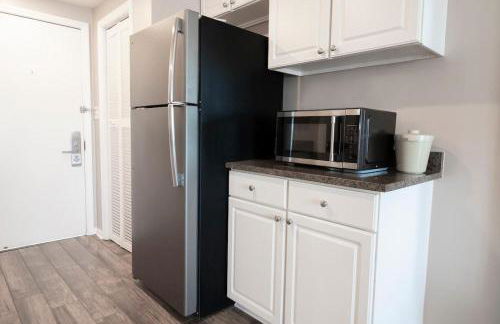 Oceanfront Escape with Private Porch 1st Floor - Foto 4