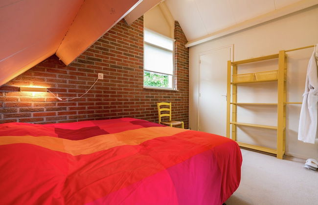 Cozy Holiday Home with Hot Tub in Lauwersoog by Lake - Foto 4