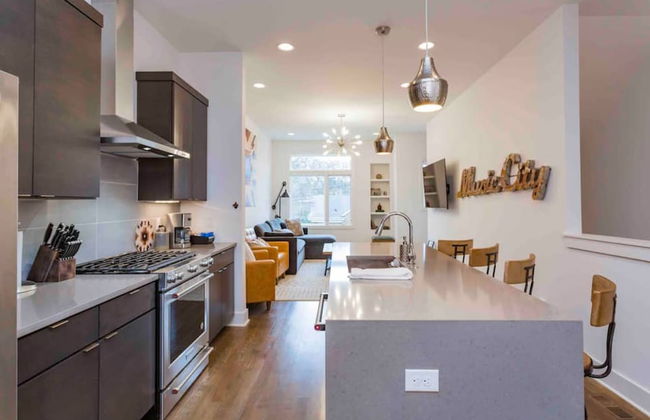 Wild Horse by Avantstay Gorgeous Nashville Townhouse w/ Rooftop Patio & Outdoor Kitchen - Foto 6