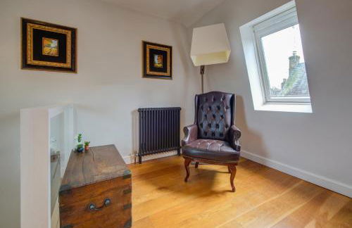 Spacious Townhouse on Quiet Street-Wi-Fi, Desk - Foto 8