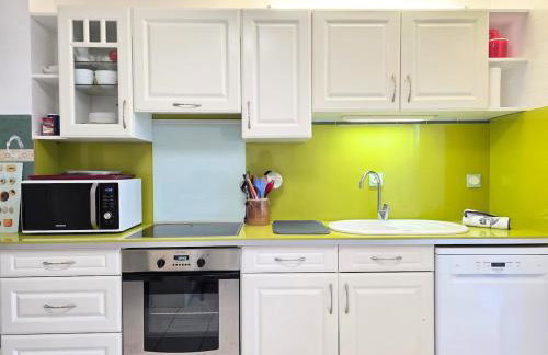 Le Pavillon, Maison Au Calme, Central et Confort - Foto 20