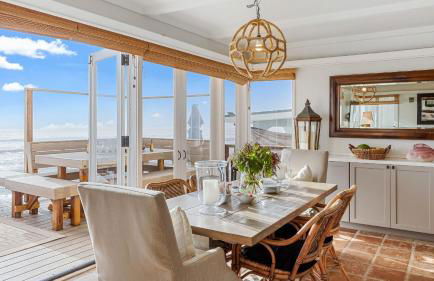 Unbeatable Beachfront Bliss w/ Ocean Views, Luxe Interiors & Patio Beach Road - Foto 6