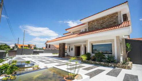 Villa con piscina a pie de playa - Foto 5