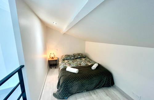 L'Escapade - PARIS 20 min - DISNEY 25 min - GARE 3 min à pied - PARKING - Confortable & Moderne - Free WIFI - Foto 5