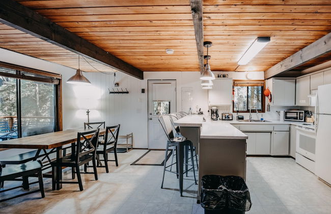 98SL - Hot Tub - BBQ - Pets Ok - WiFi - Sleeps 6 - Foto 37