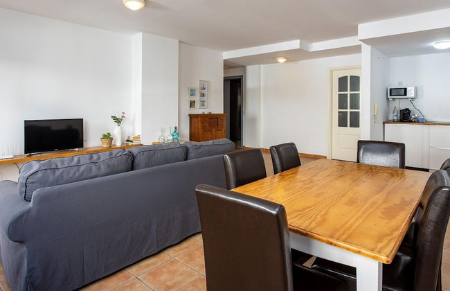 Belvilla by OYO Uptown III - Photo 11