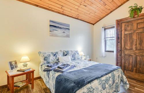 2 Mi to Lake Champlain Cabin with River Access! - Foto 13