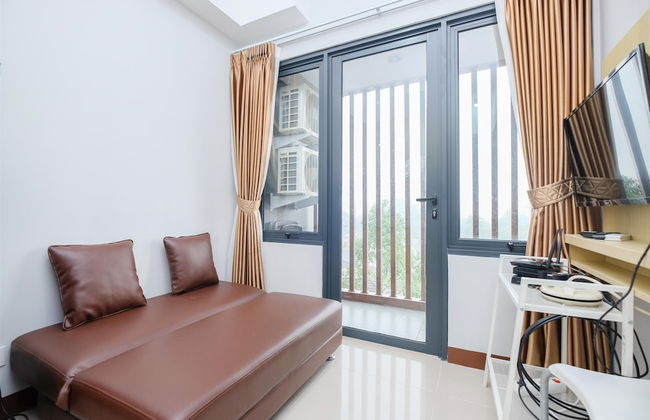 Comfort And Modern 2Br At Royal Heights Apartment - Foto 17