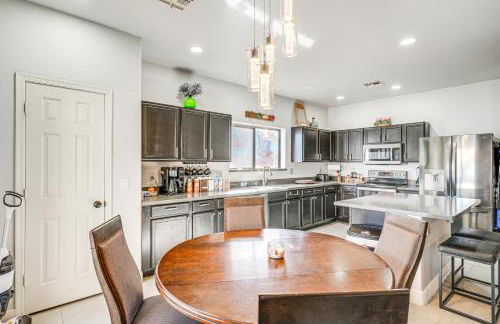 Family Home with Community Perks in Peoria - Foto 14