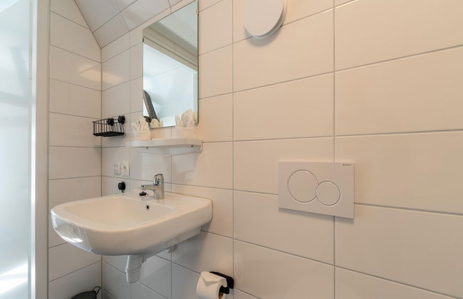 Modern Renovated Apartment in the Heart of Sneek - Foto 14